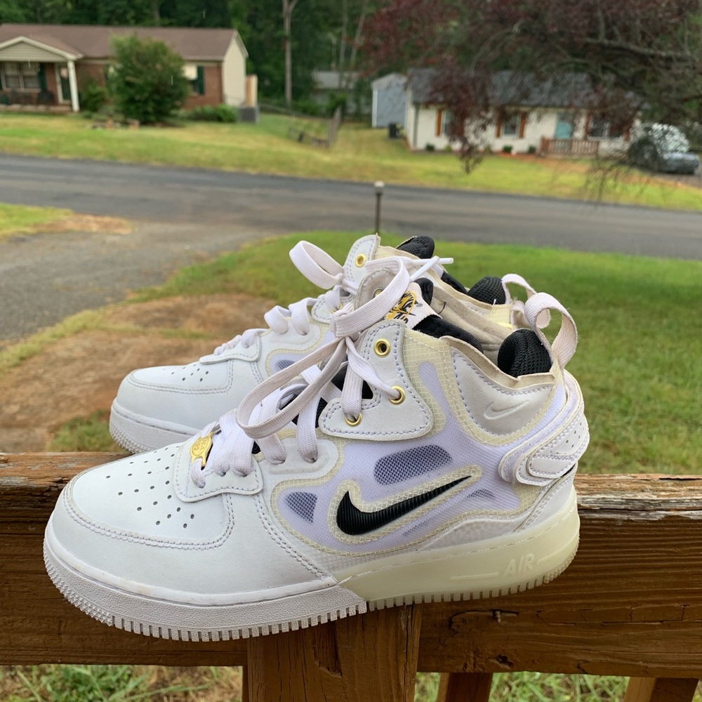 Nike mid